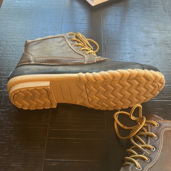 Itasca Waterproof Duck Boots - Picture 8 of 12